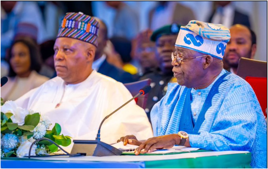 Singer Market fire Kano