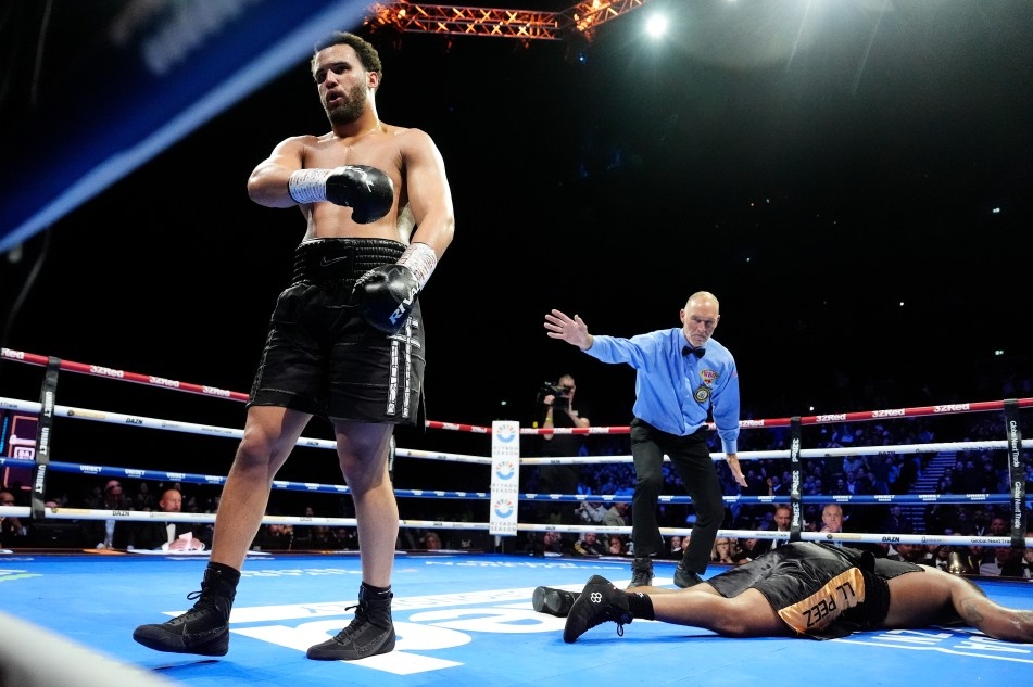 Moses Itauma knockout