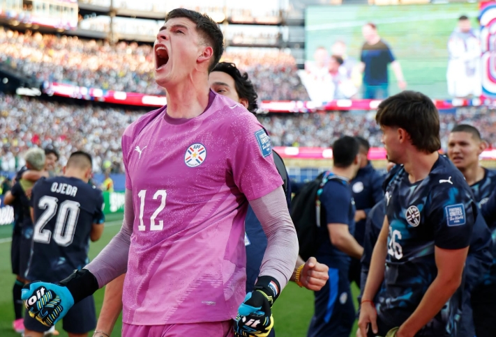 Paraguay beat Germany on penalties