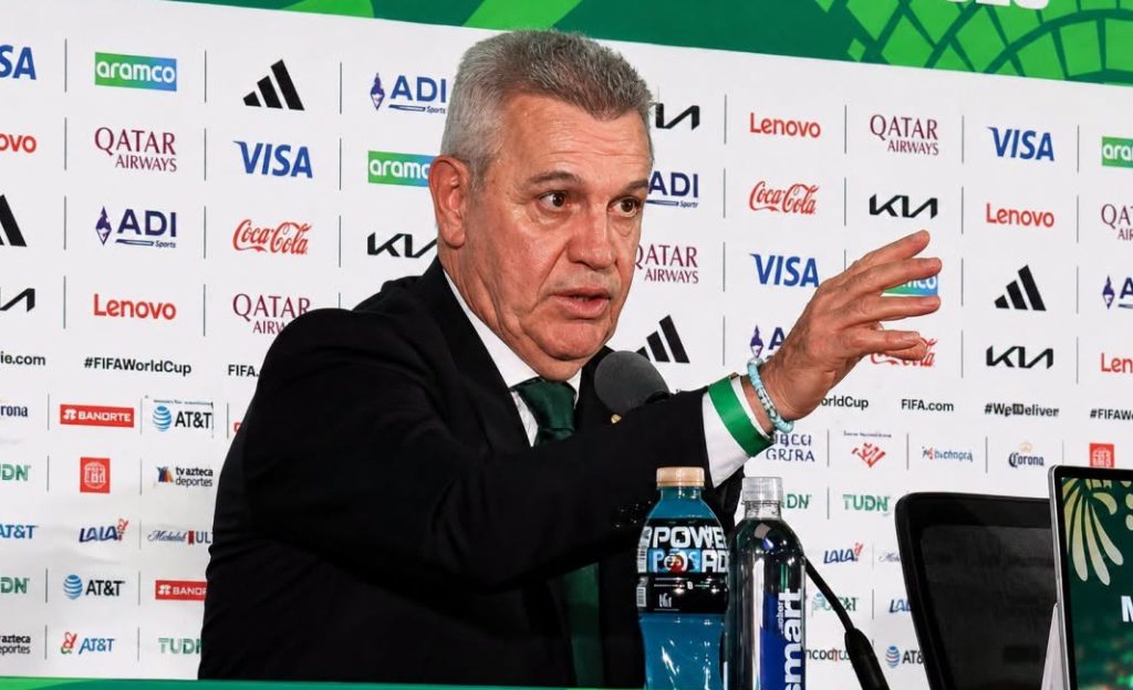 Javier Aguirre Mexico fans World Cup