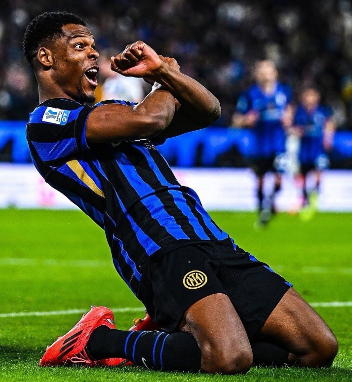 Real Madrid sign Denzel Dumfries