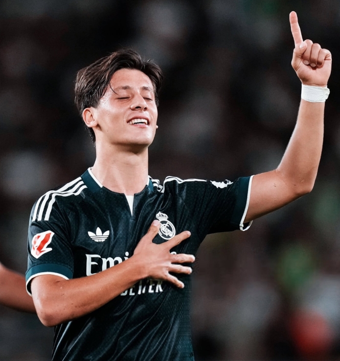 Elche 2-3 Real Madrid after Carlos Espí’s stoppage-time winner